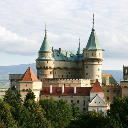 Teach English in Slovakia: Your Comprehensive Guide to Job Opportunities and Cultural Immersion