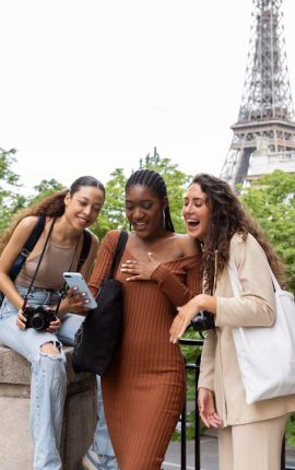 Finding Work Abroad in France: A Comprehensive Guide