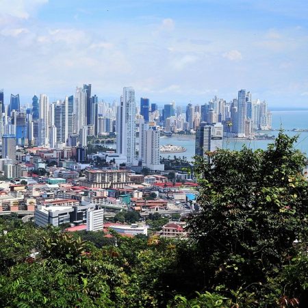 Your Comprehensive Guide to Finding Work in Panama